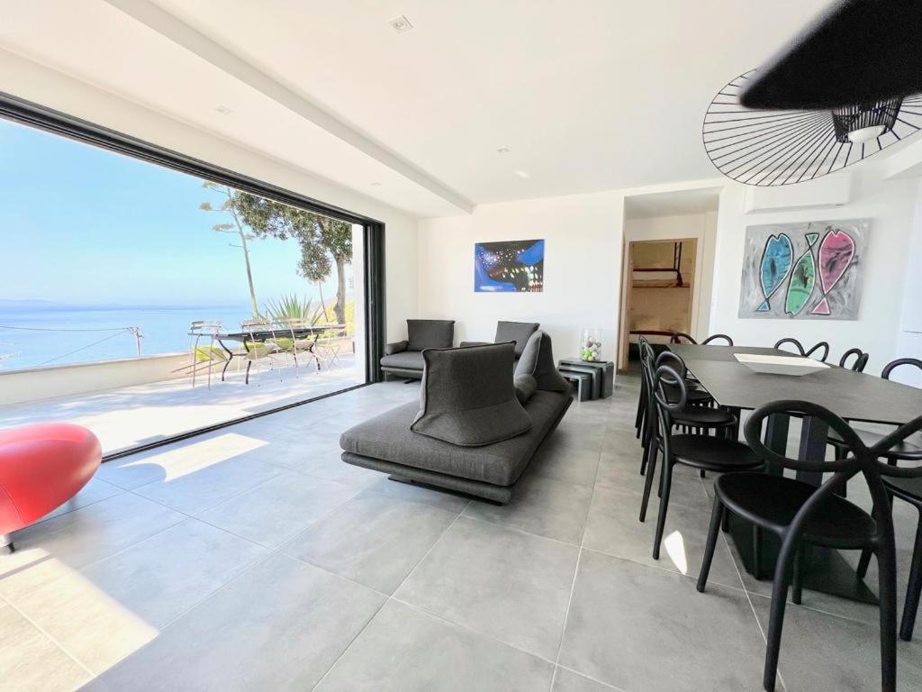 Magnifique Villa Neuve Vue Mer 카발레르쉬르메르 외부 사진